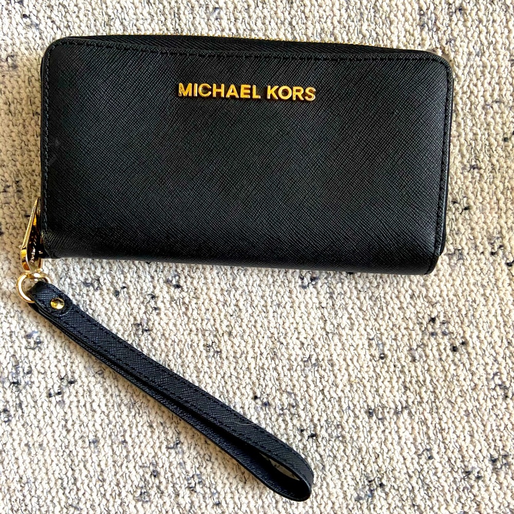 Michael Kors Wristlet